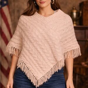 Banana Republic Angora Wool Cable Knit Fluffy Fringe Poncho M/L Soft Cozy Winter